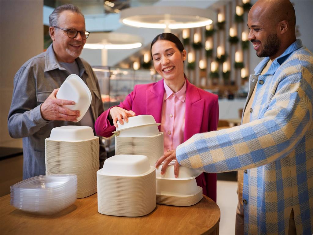 National-level comprehensive plans for green consumption are injecting strong momentum into the biodegradable materials industry. The Green Consumption Promotion Action, to be implemented starting in 2026, explicitly identifies "promoting the use of biodegradable lunch boxes and packaging bags" as a key measure to enhance green service consumption.